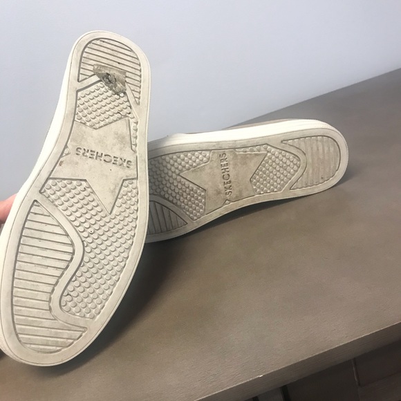 Sketchers shoes size 6.5 - Picture 7 of 8
